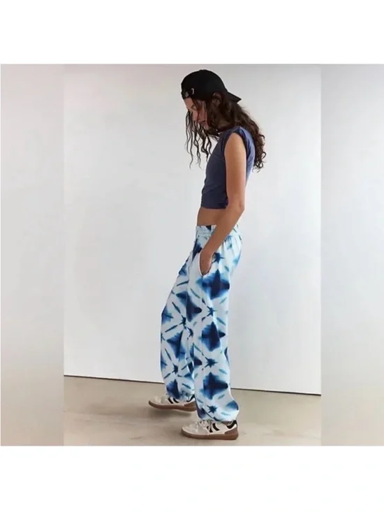 Free People Movement Crossover Set in Shibori Navy Tie Dye Combo M NWT - Picture 2 of 5